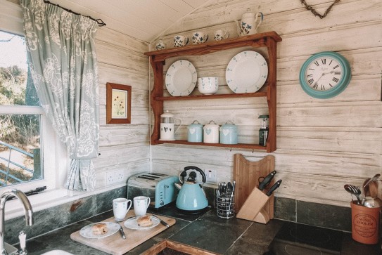 Shepherd's Hut, Cornwall, Kitchen, homely, Salt and Coconuts